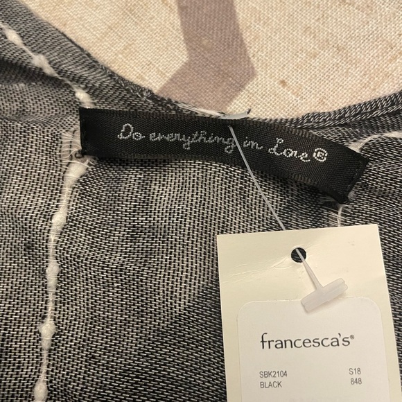 NWT Francesca’s Do Everything in Love Kimono Charcoal grey/black O/S - Picture 7 of 9